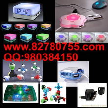 四口七色彩灯USB Hub 可爱小人形设计，让桌面更有温度